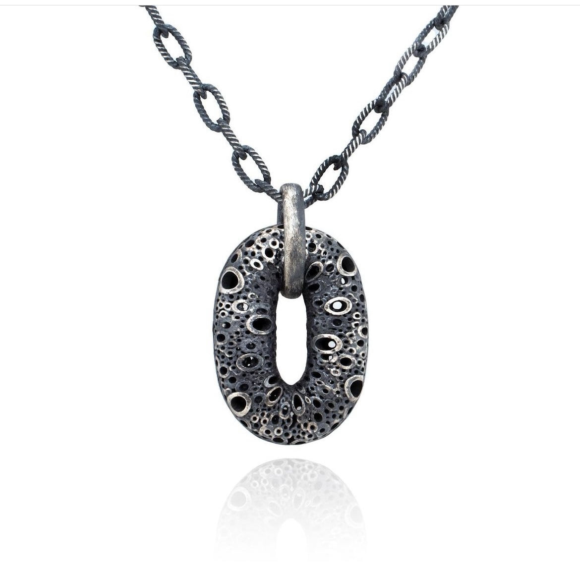 poros link pendant necklace