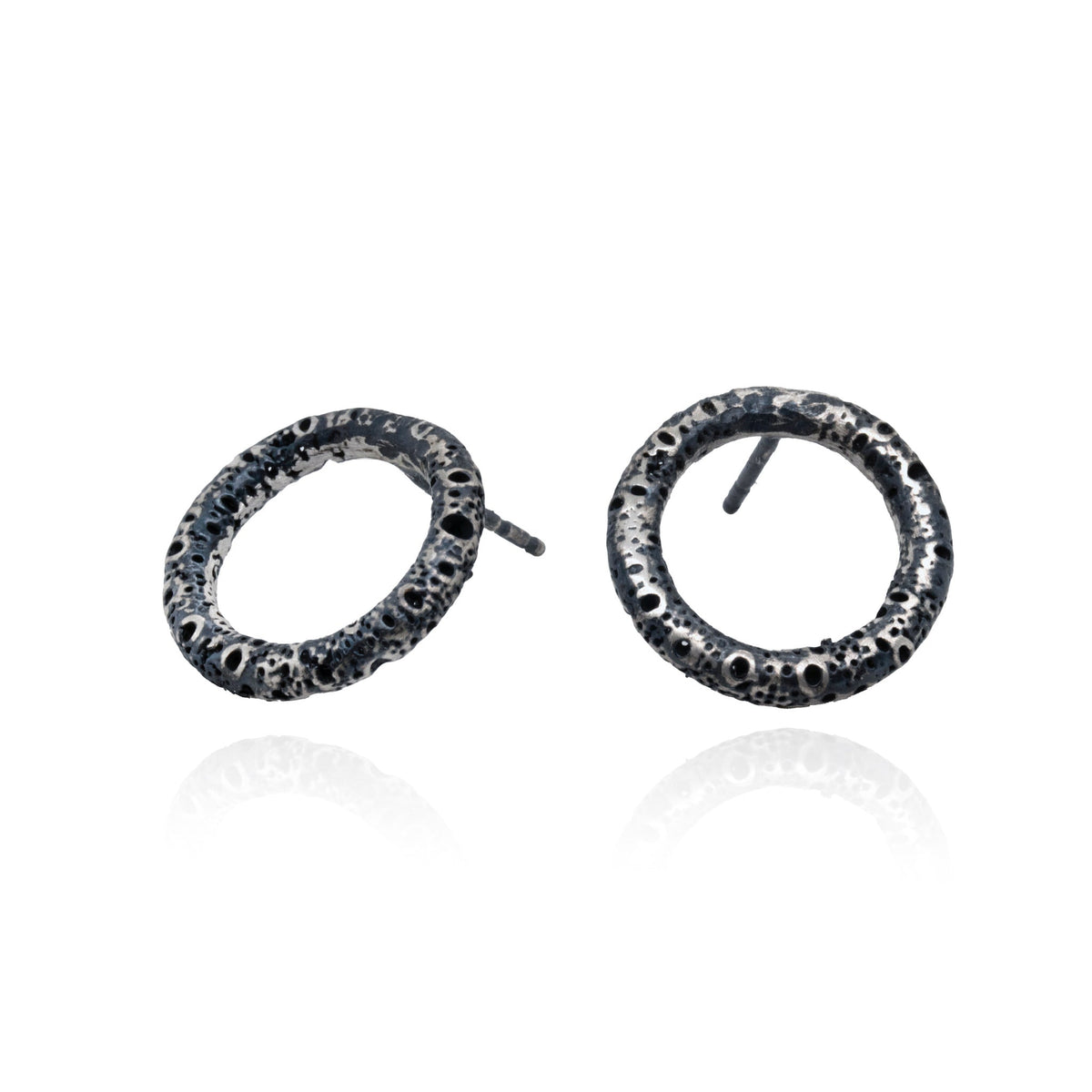 poros medium circle studs
