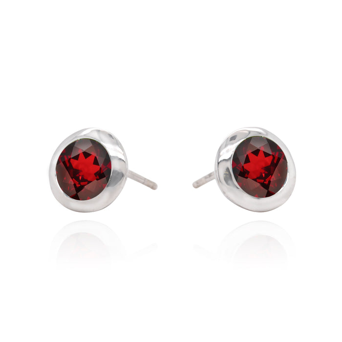 chroma 8mm round bezel stud earrings