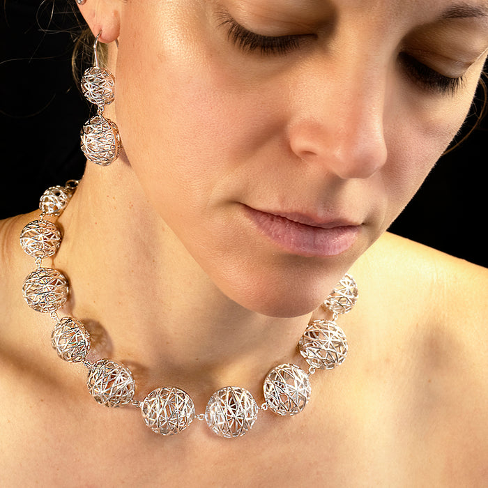 linea one of a kind statement necklace