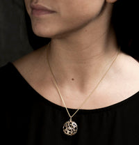 linea large circle necklace