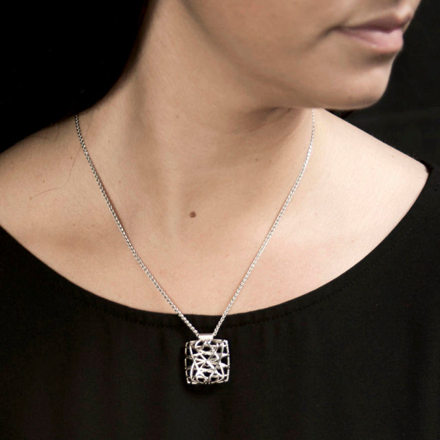 linea large square necklace