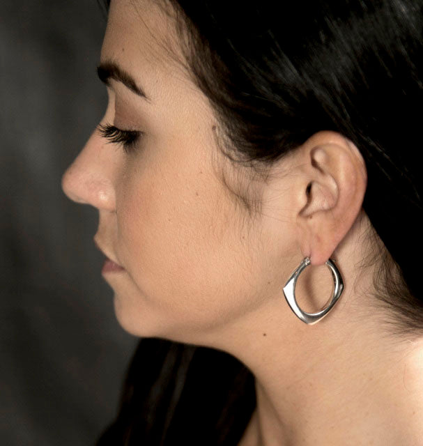 essentia diamond shape hoops large