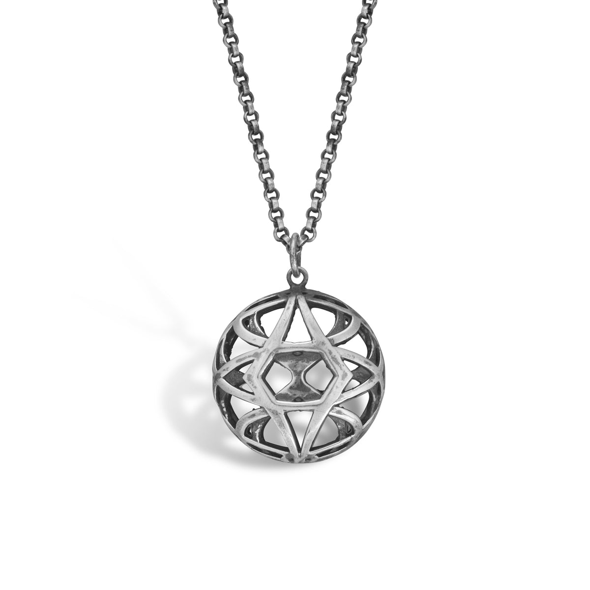 aperta petite circle necklace