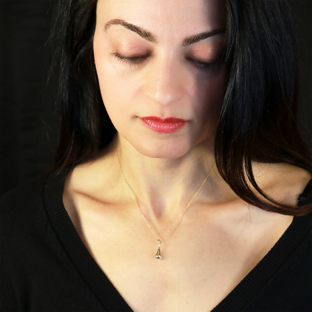 essentia small teardrop necklace