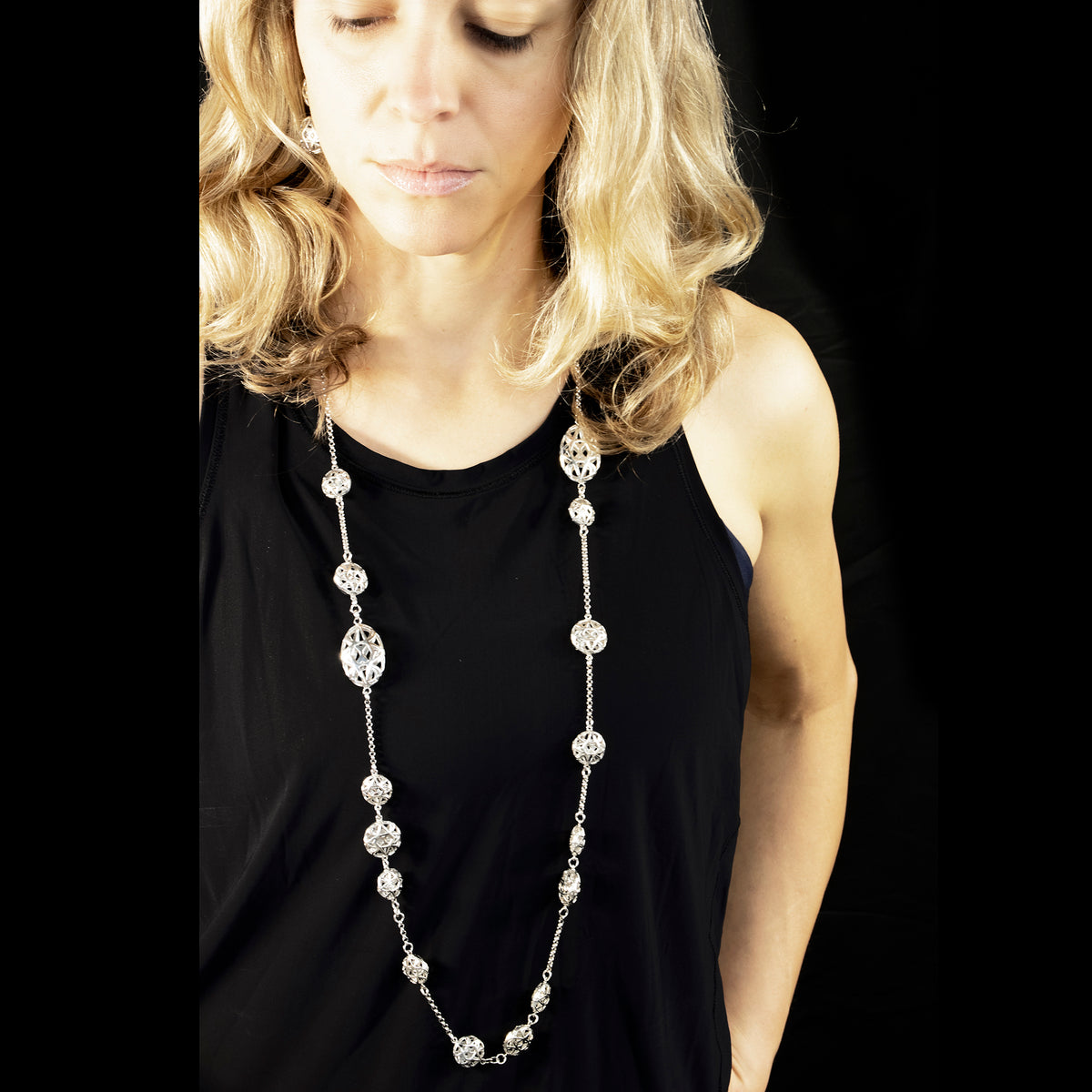 aperta one of a kind necklace